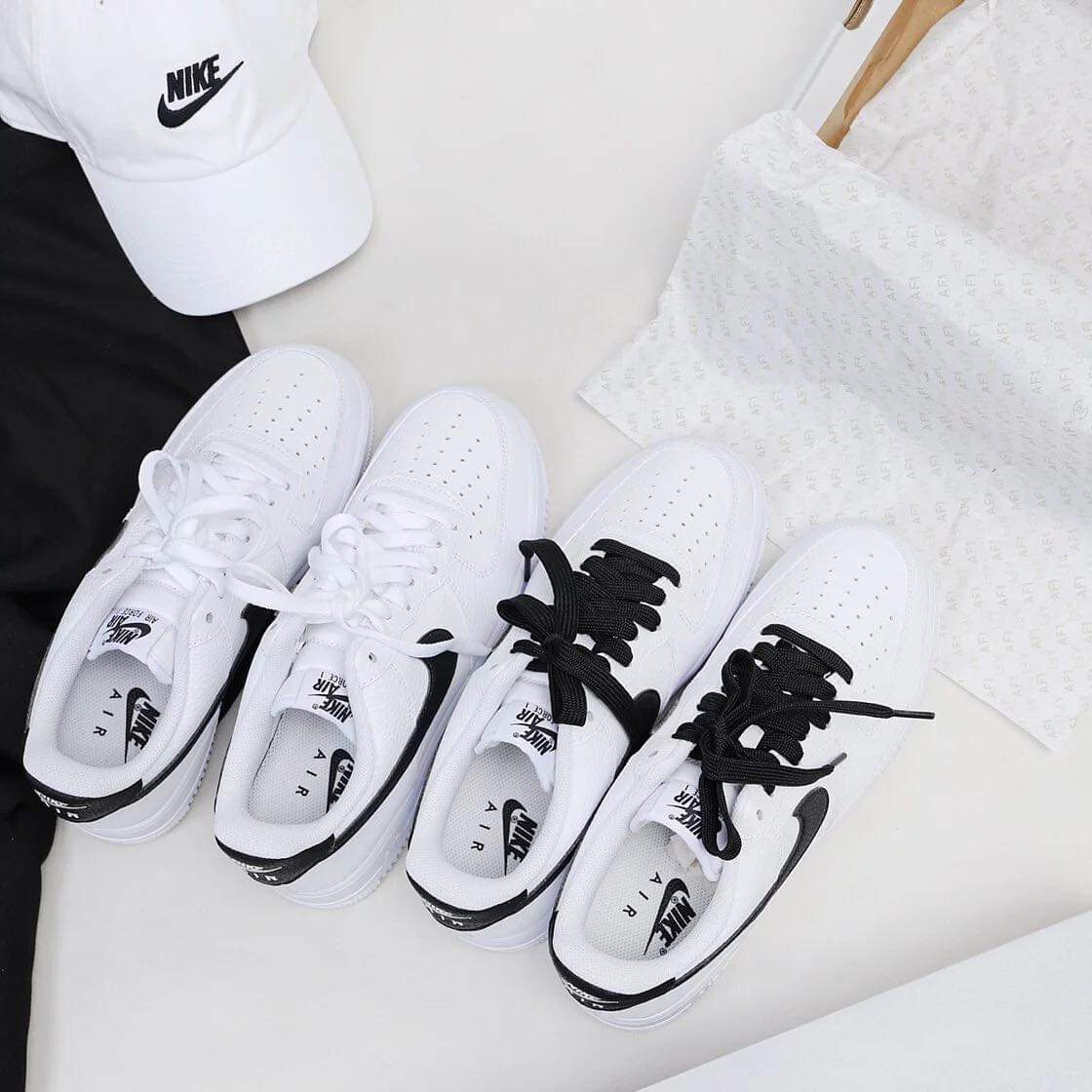 Nike Air Force 1 Low '07 White Black Pebbled Leather