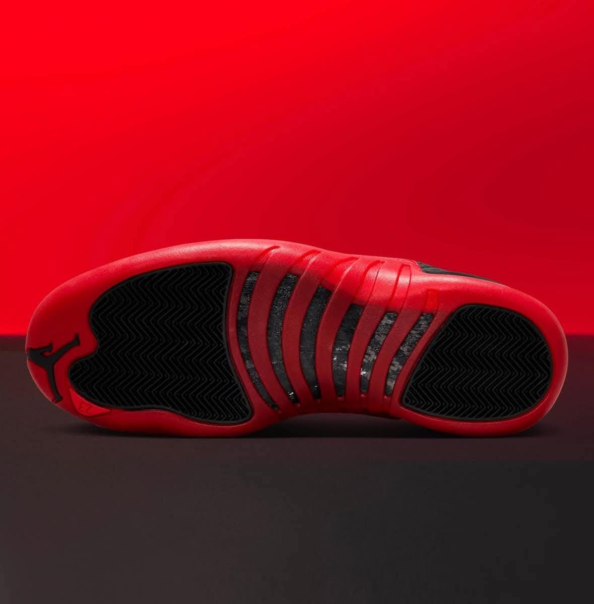 Jordan 12 Retro
Flu Game - WORLDOFSHOES