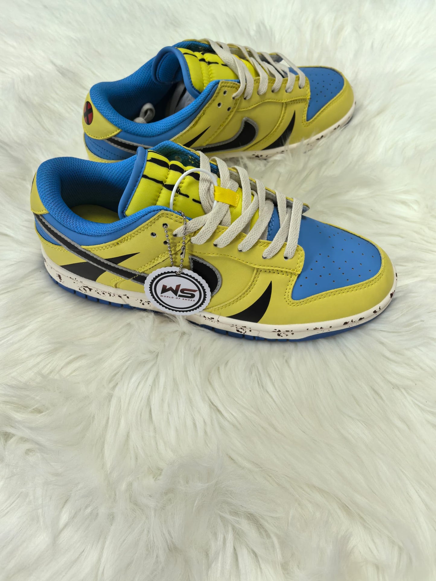 Nike dunk low WOLVERINE DEADPOOL custome
