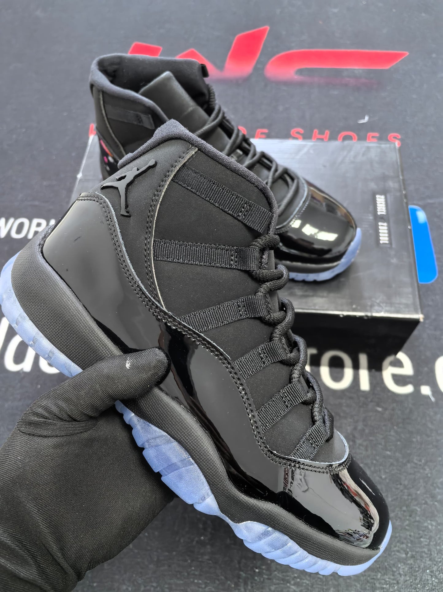 Jordan 11 Retro Cap and Gown - WORLDOFSHOES