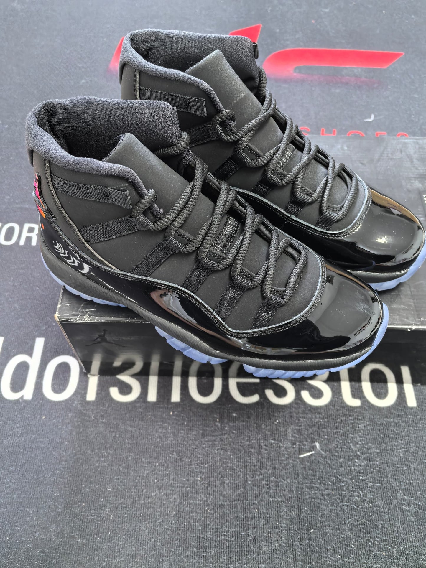 Jordan 11 Retro Cap and Gown - WORLDOFSHOES