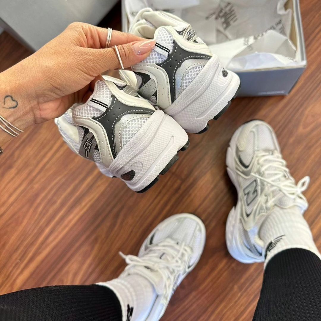New Balance 530 White Silver Navy