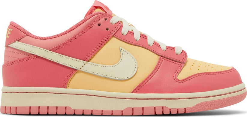Dunk Low 'Strawberry Peach' - WORLDOFSHOES