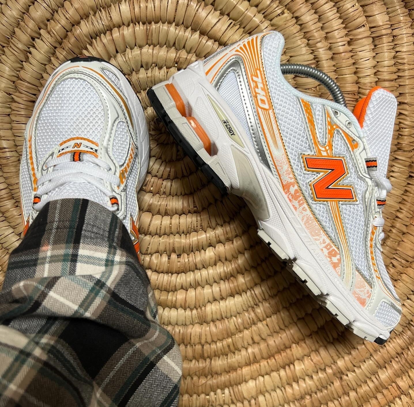 New Balance 740 Silver orange - WORLDOFSHOES