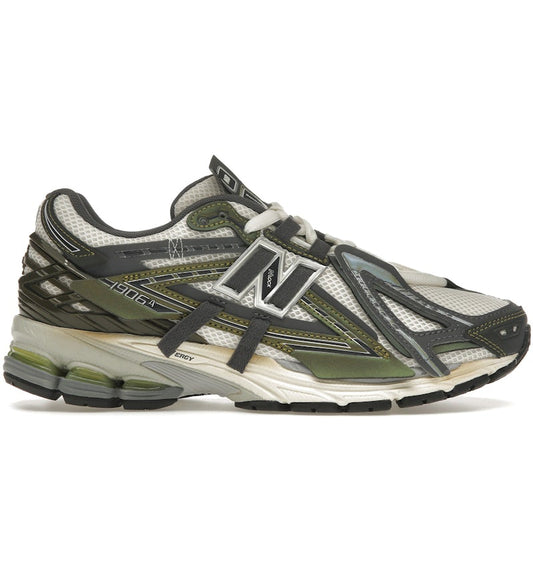 New Balance 1906A
Olive Juice Sea Salt
