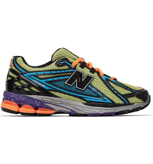 New Balance 1906R
DTLR Starry Nights - WORLDOFSHOES