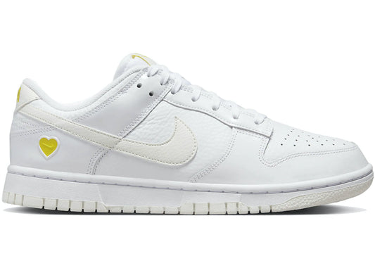 Dunk Low Yellow Heart - WORLDOFSHOES